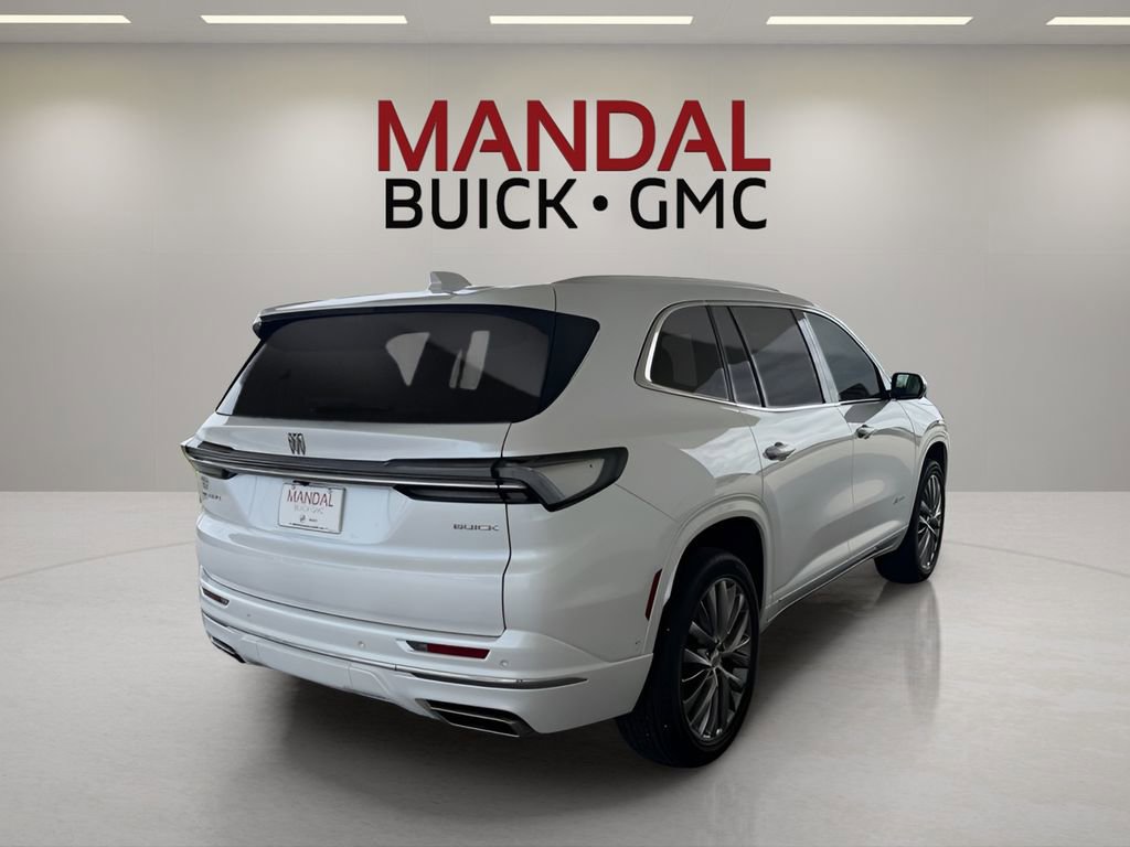 Used 2025 Buick Enclave Avenir w/ Super Cruise Package image 5