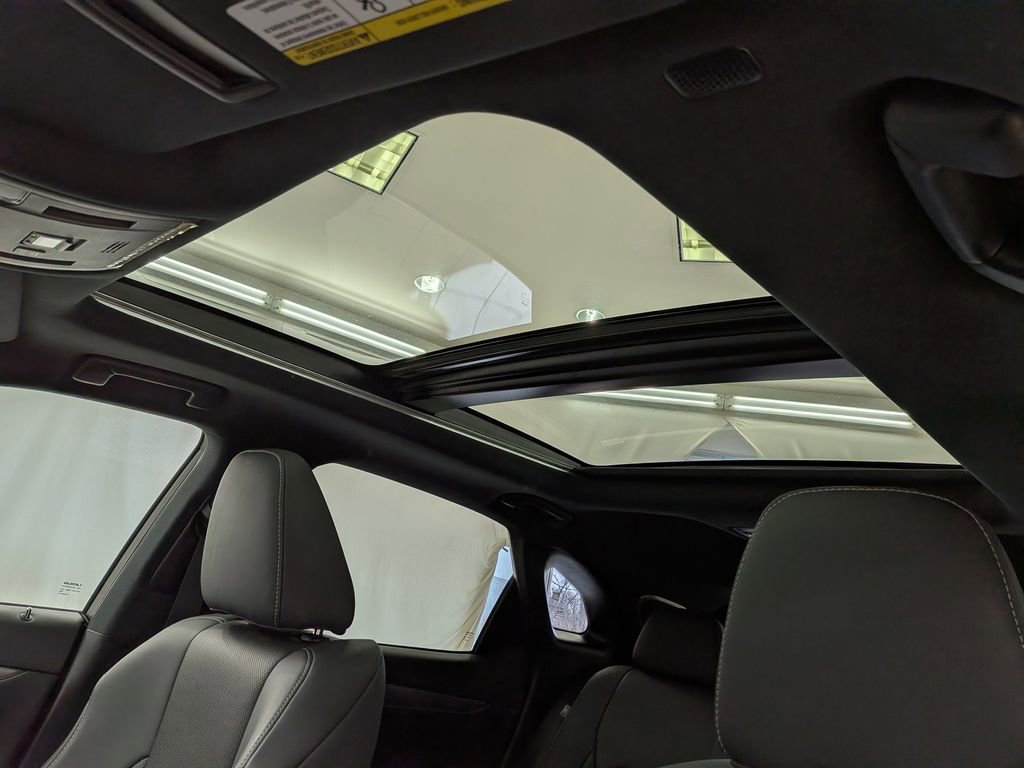 Certified 2021 Lexus RX 450h F Sport w/ Cold Weather Package (CT) image 17