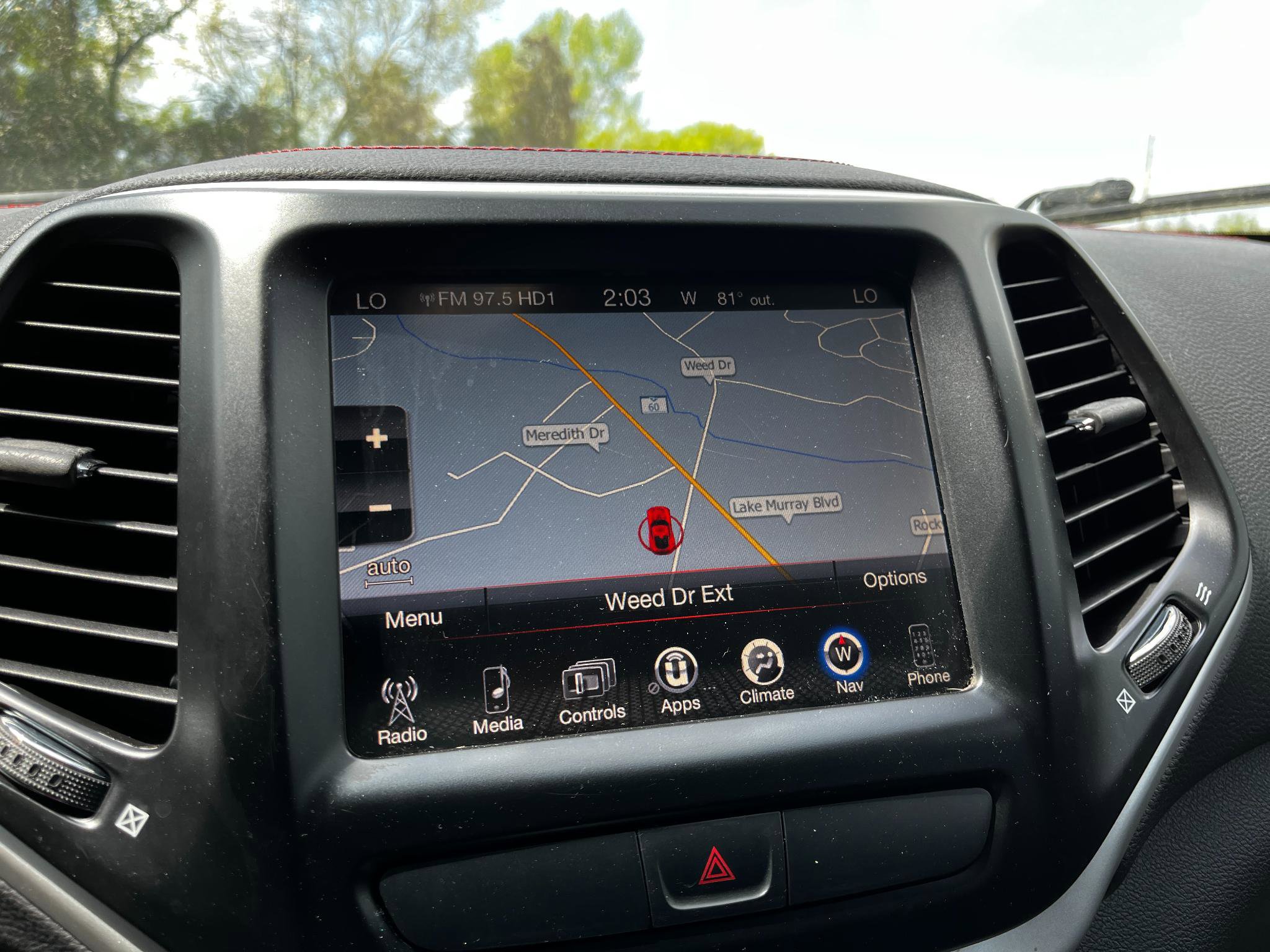 Used 2017 Jeep Cherokee Trailhawk w/ Comfort/Convenience Group image 32