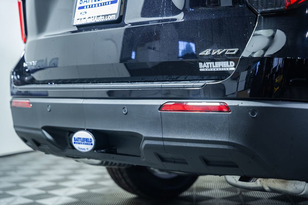 New 2026 Ford Explorer Active AWD/4WD image 9