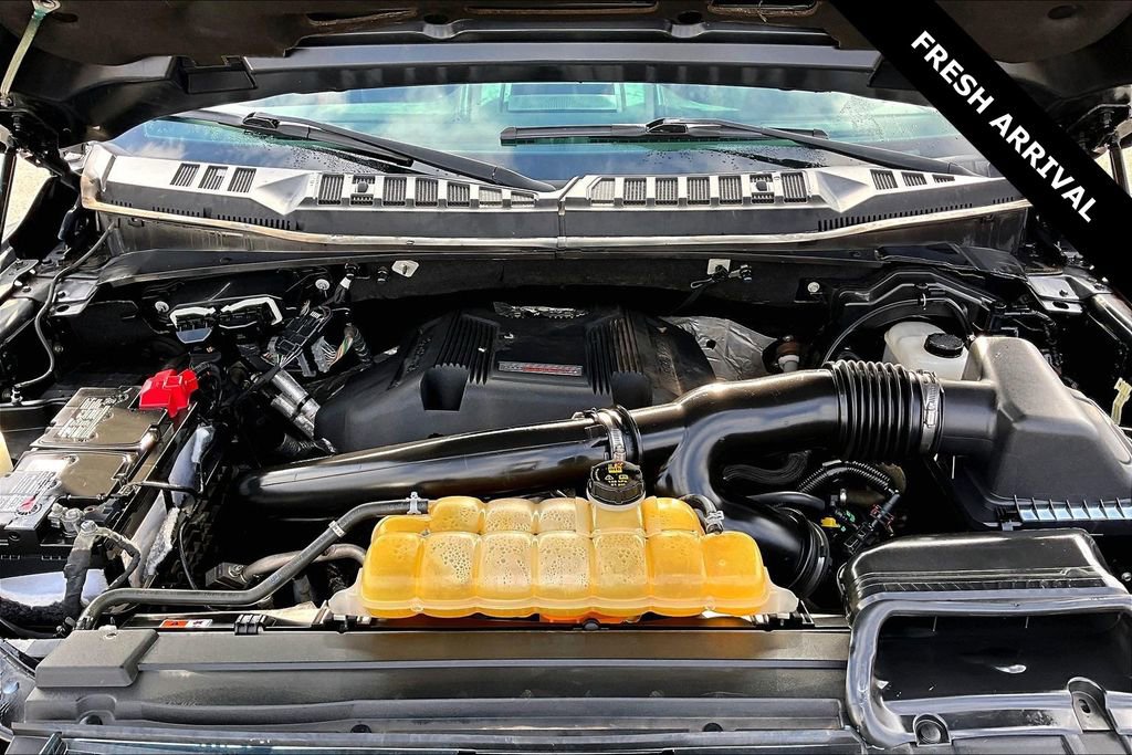 Used 2018 Ford F150 Raptor w/ Equipment Group 802A Luxury image 29