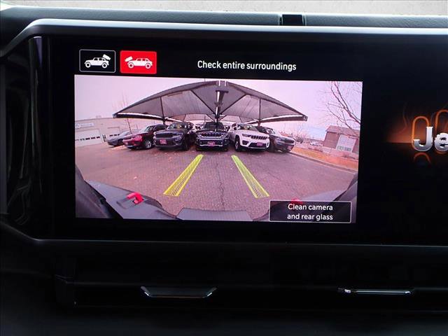 New 2026 Jeep Wrangler Unlimited Rubicon w/ Technology Group AWD/4WD image 17