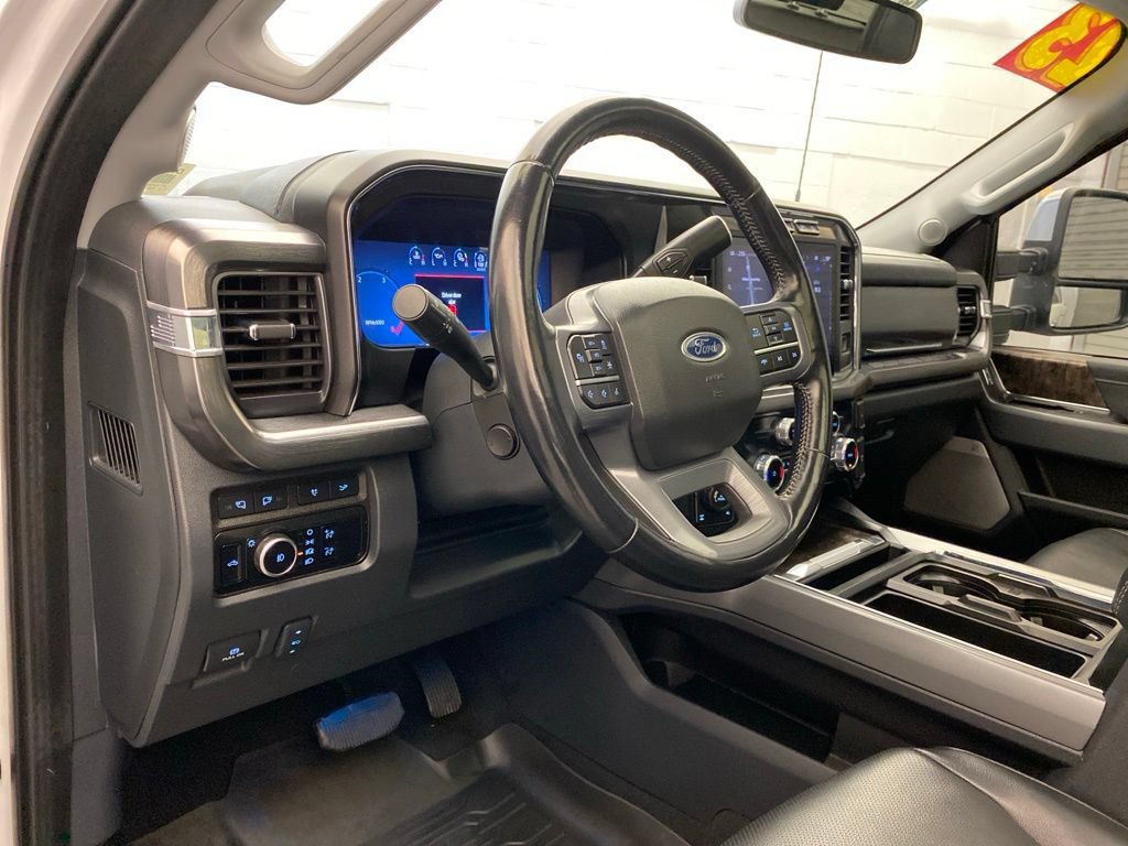 Used 2023 Ford F250 Lariat w/ Lariat Ultimate Package AWD/4WD image 21