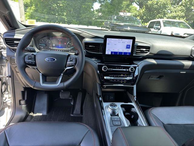 Used 2022 Ford Explorer ST-Line w/ Class IV Trailer Tow Package AWD/4WD image 25