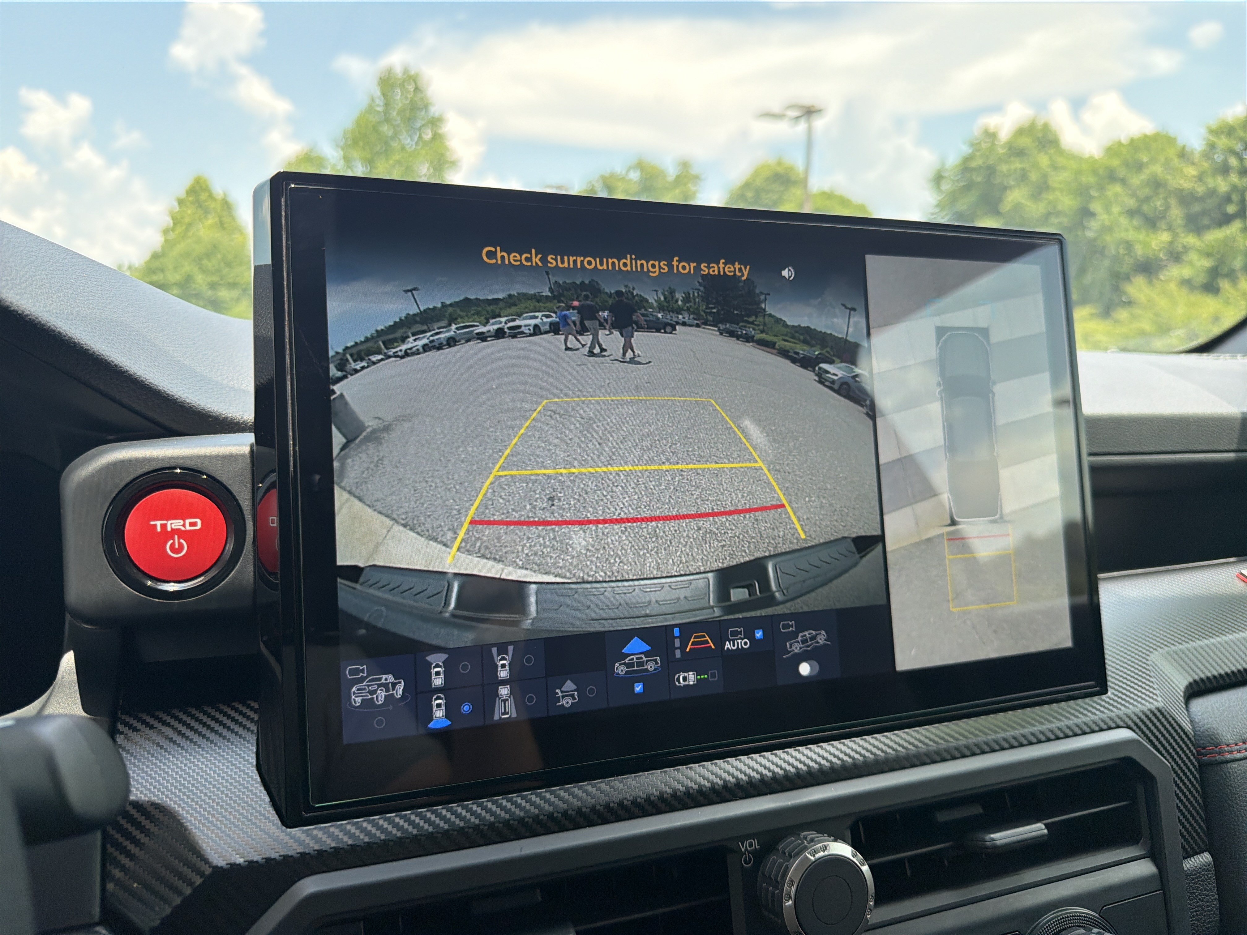 Certified 2025 Toyota Tacoma TRD Pro AWD/4WD image 7