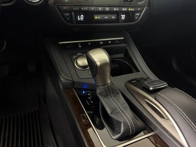 Used 2018 Lexus ES 350 w/ Luxury Package w/Wood Trim FWD image 22