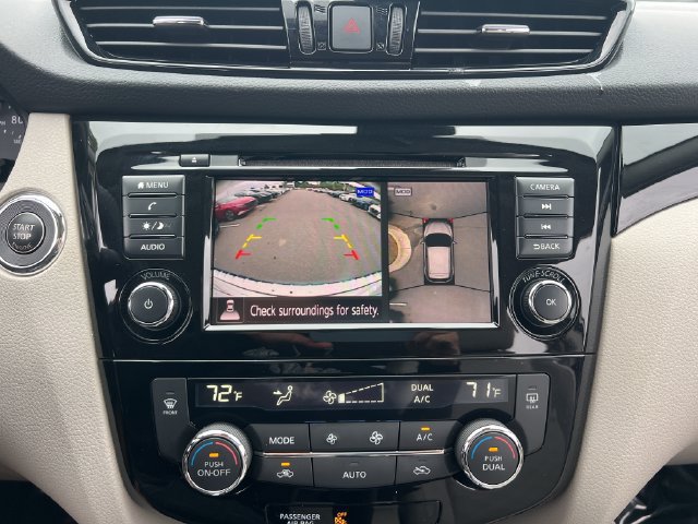 Used 2022 Nissan Rogue Sport SV w/ Technology Package FWD image 22