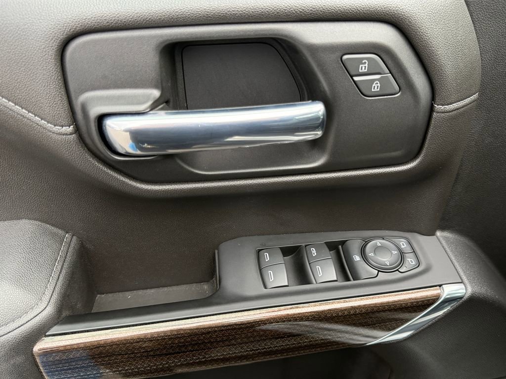 Used 2021 Chevrolet Silverado 1500 RST w/ Convenience Package II image 11