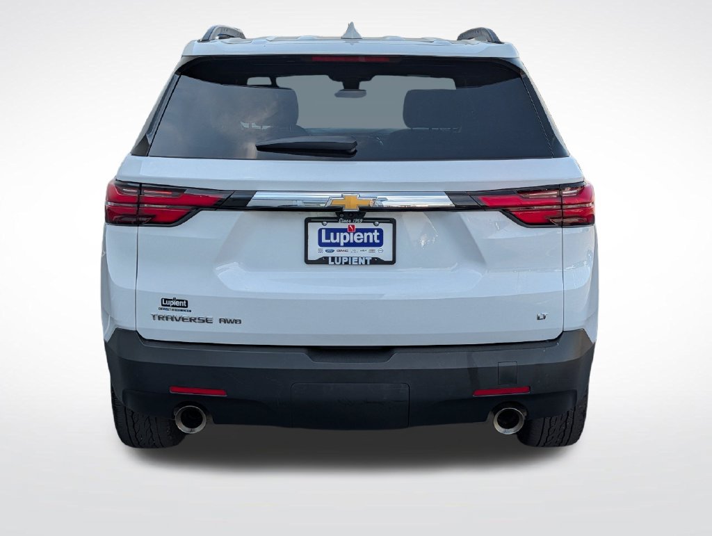 Used 2023 Chevrolet Traverse LT w/ LT Premium Package AWD/4WD image 5