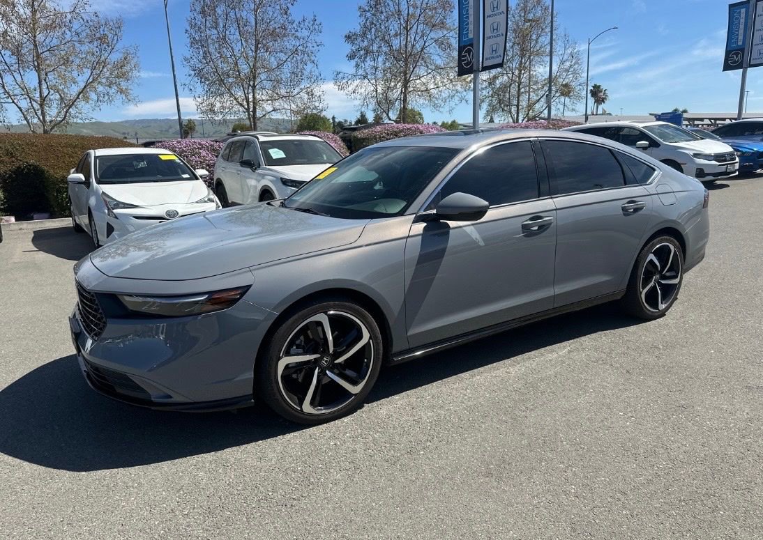 Used 2025 Honda Accord EX-L image 5