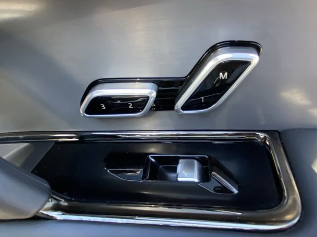 Used 2023 Land Rover Range Rover Sport SE image 20