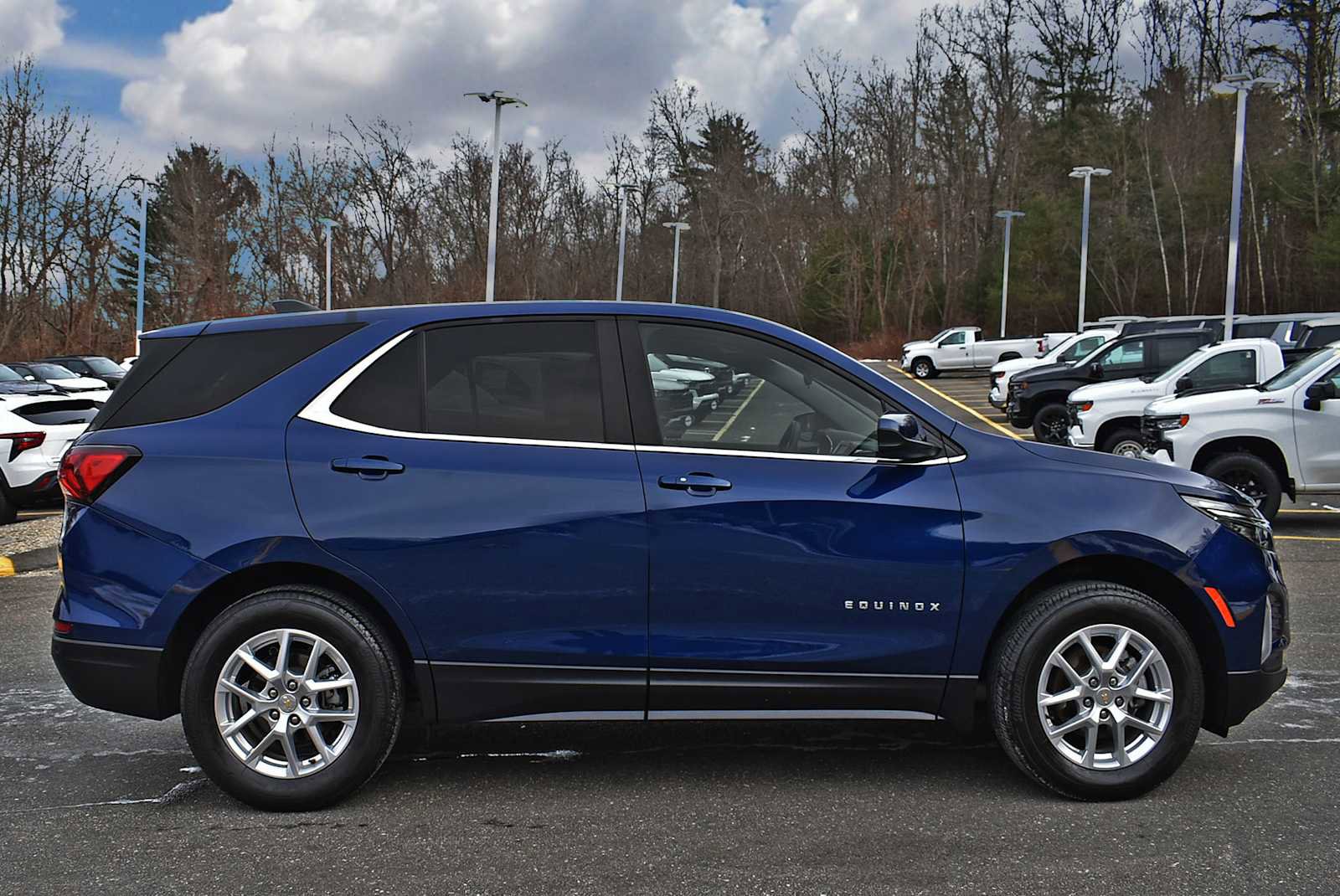 Used 2023 Chevrolet Equinox LT image 7