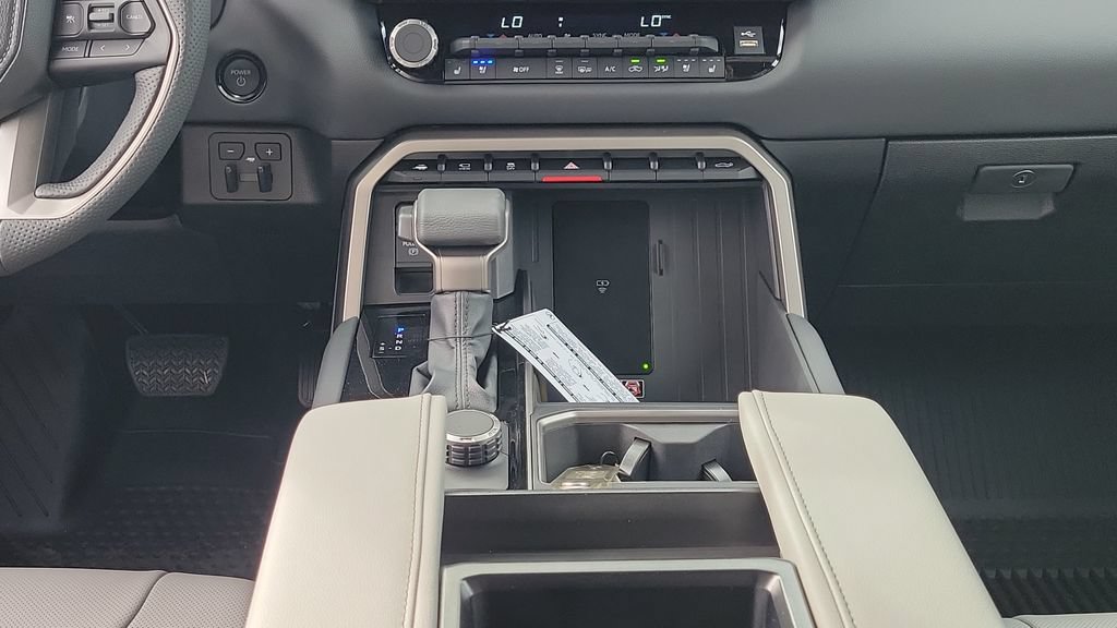New 2026 Toyota Tundra Limited AWD/4WD image 15