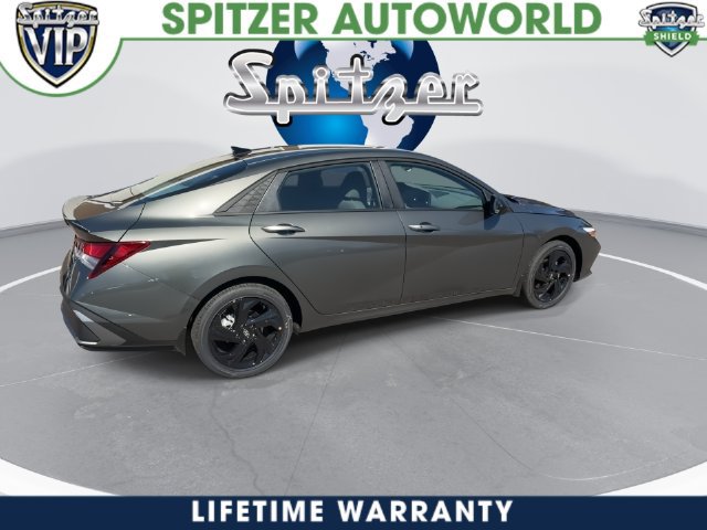 New 2026 Hyundai Elantra Sport FWD image 15