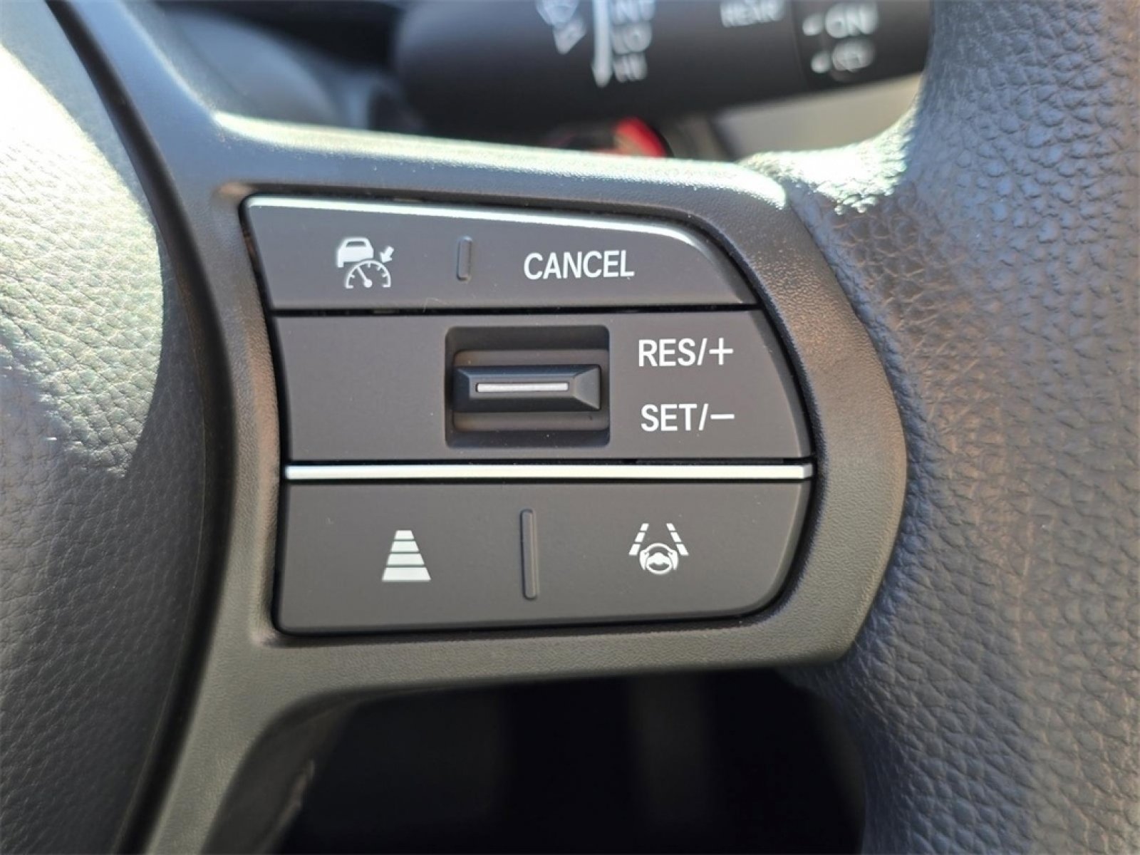 New 2026 Honda HR-V LX image 31