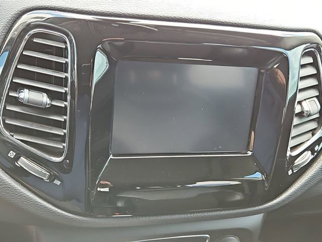 Used 2020 Jeep Compass Altitude image 14