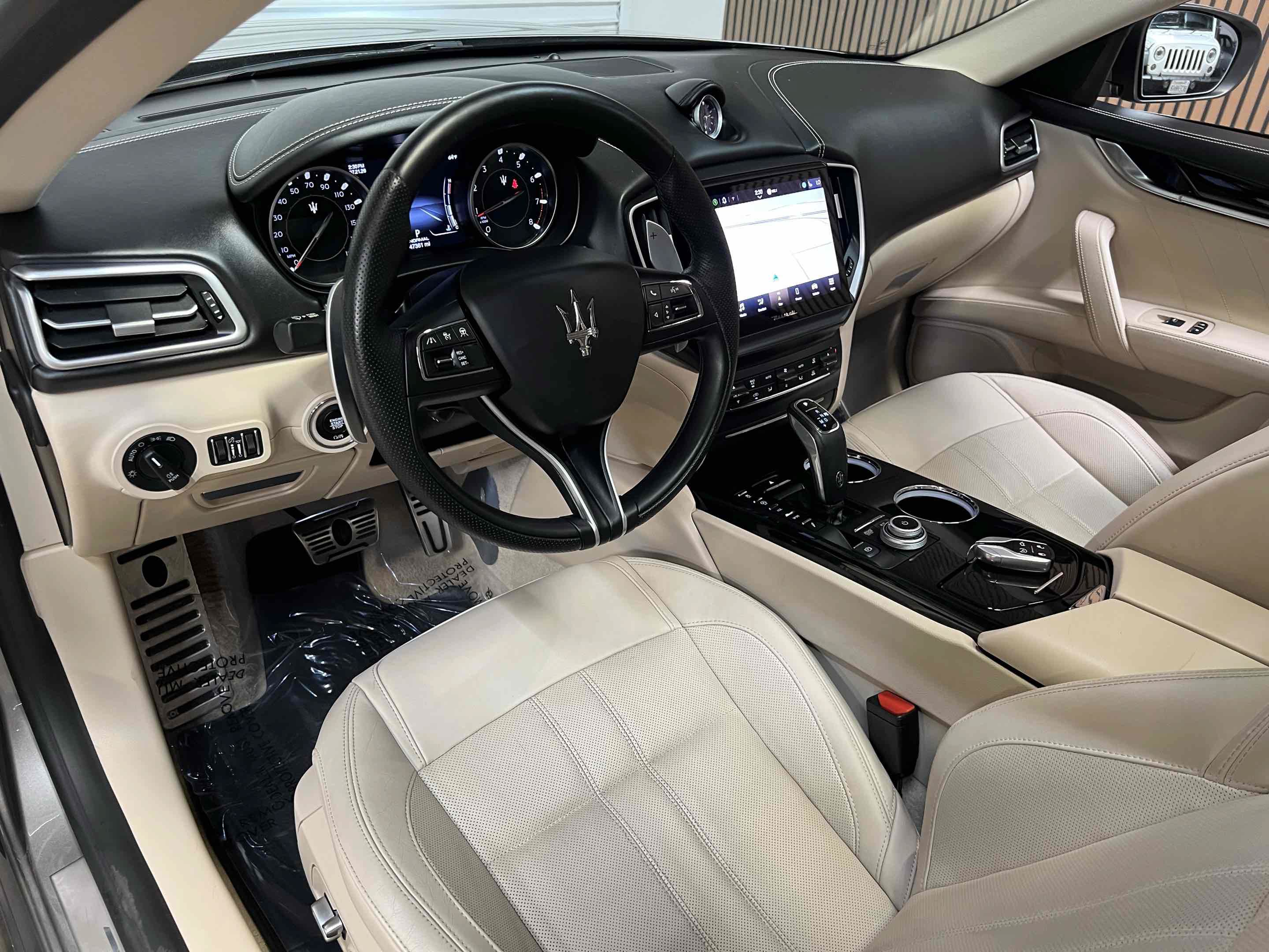 Used 2021 Maserati Ghibli S GranSport RWD image 35