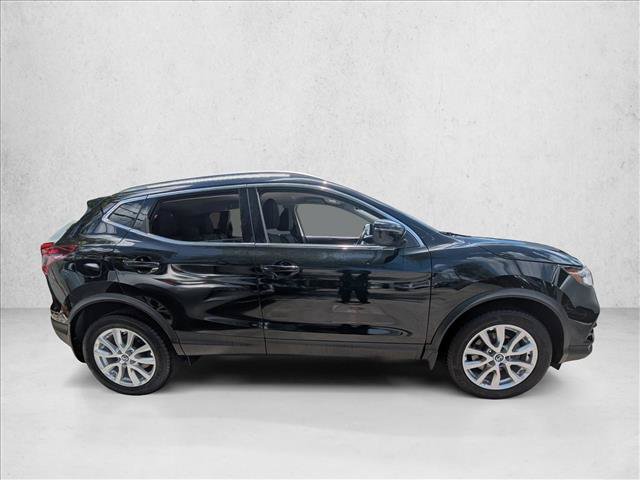 Used 2021 Nissan Rogue Sport SV FWD image 4