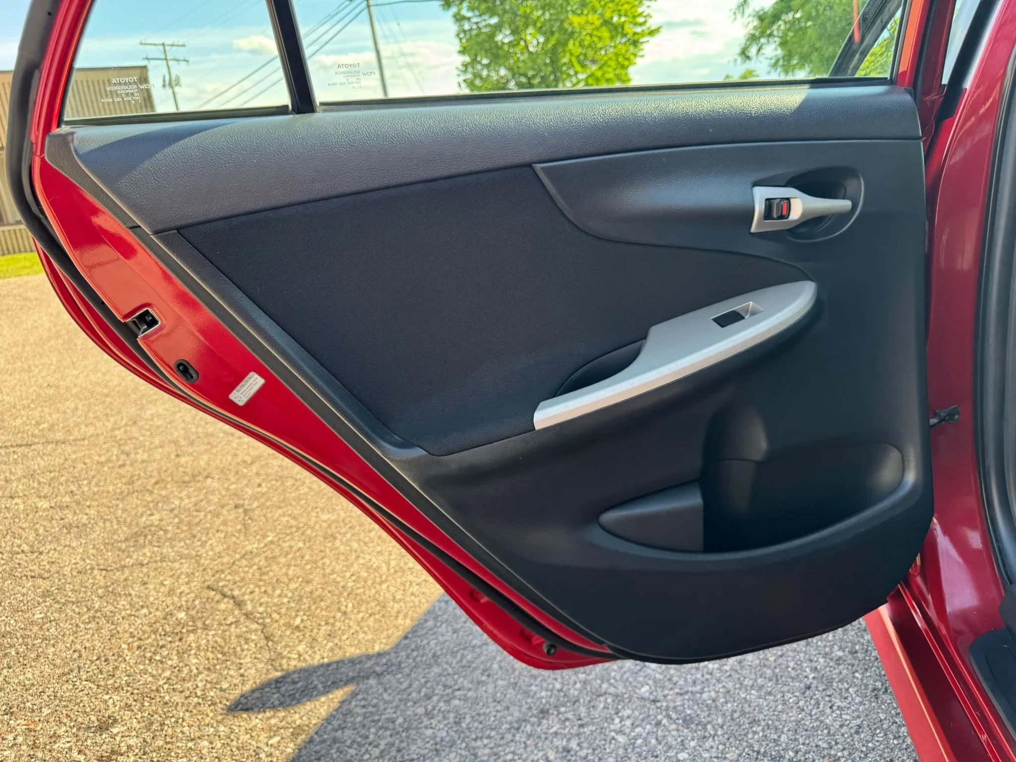 Used 2012 Toyota Corolla S FWD image 35