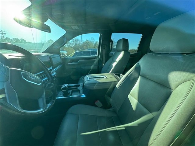 Used 2022 GMC Sierra 1500 SLT w/ SLT Premium Plus Package image 9