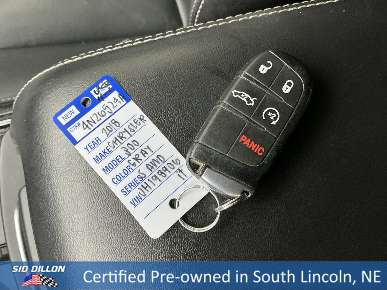 Used 2018 Chrysler 300 S image 8