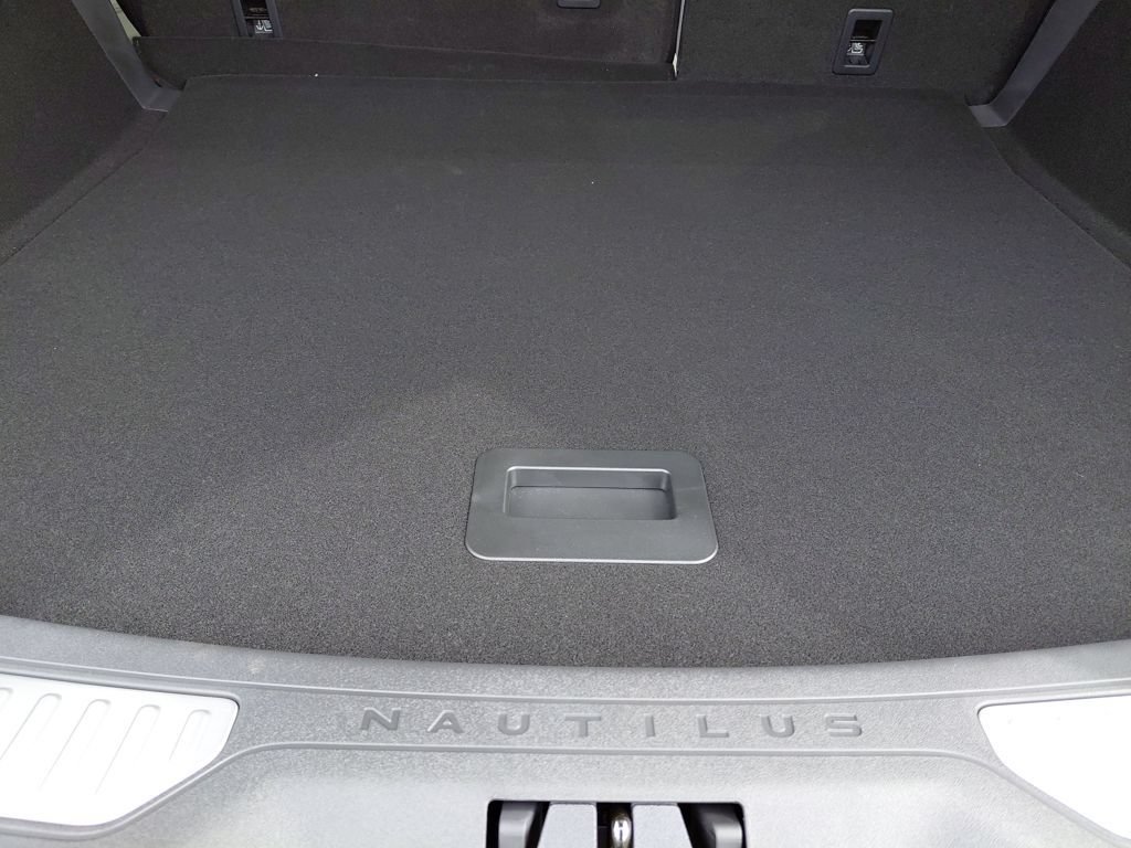 New 2026 Lincoln Nautilus Premier w/ Equipment Group 102A AWD/4WD image 28