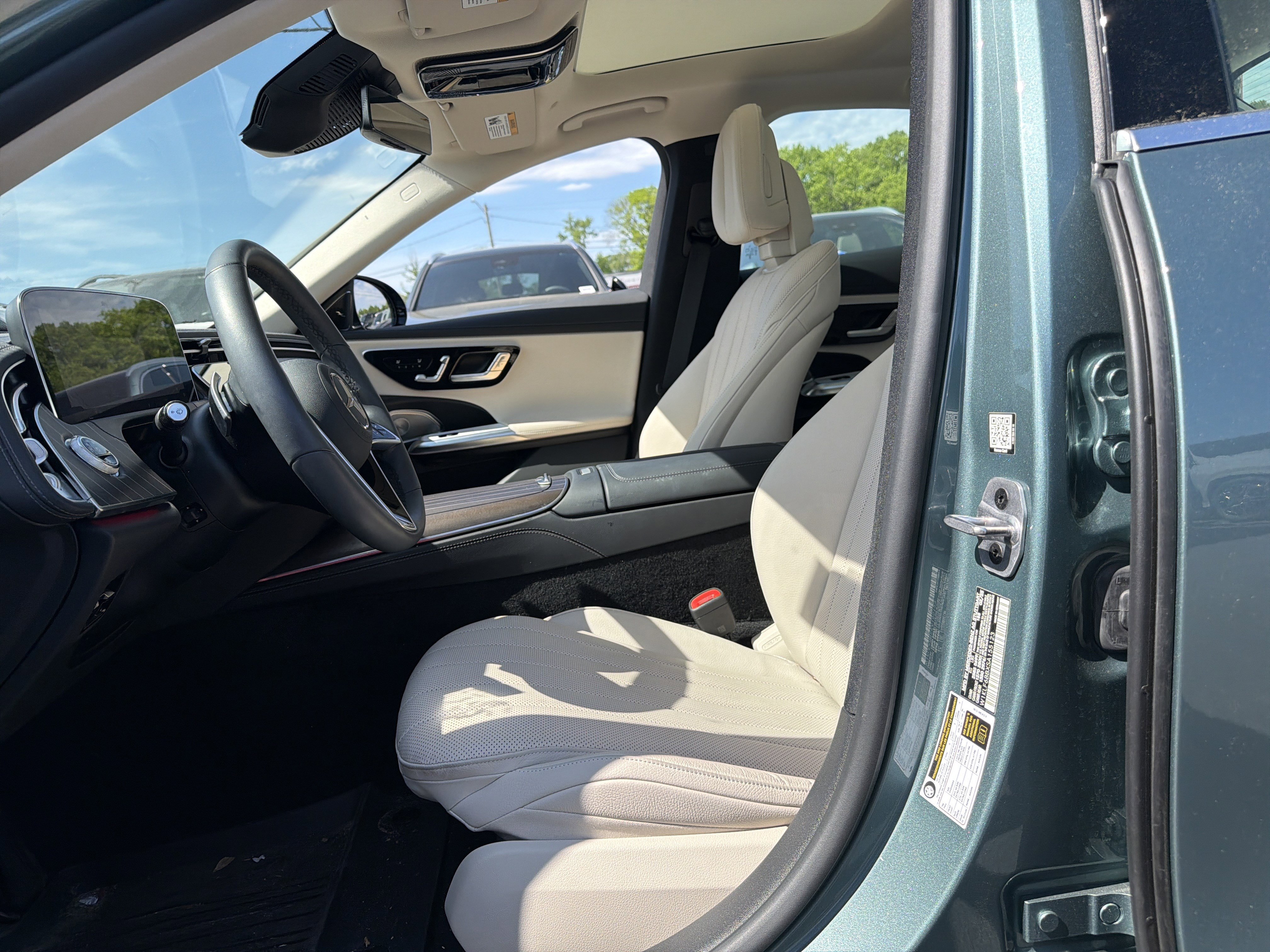 Certified 2025 Mercedes-Benz E 450 4MATIC Sedan image 16