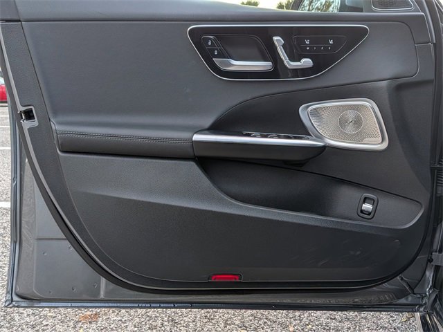 Used 2024 Mercedes-Benz C 300 Sedan image 10
