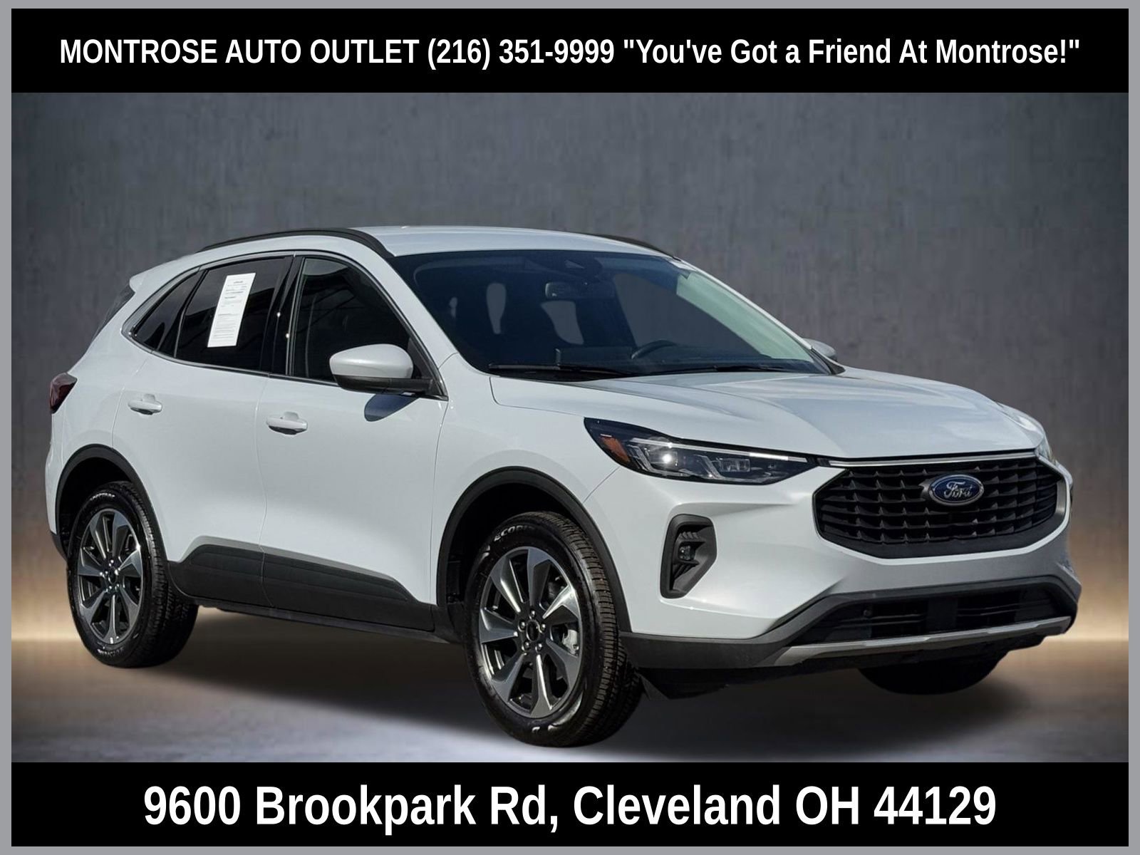 Used 2025 Ford Escape Platinum image 1