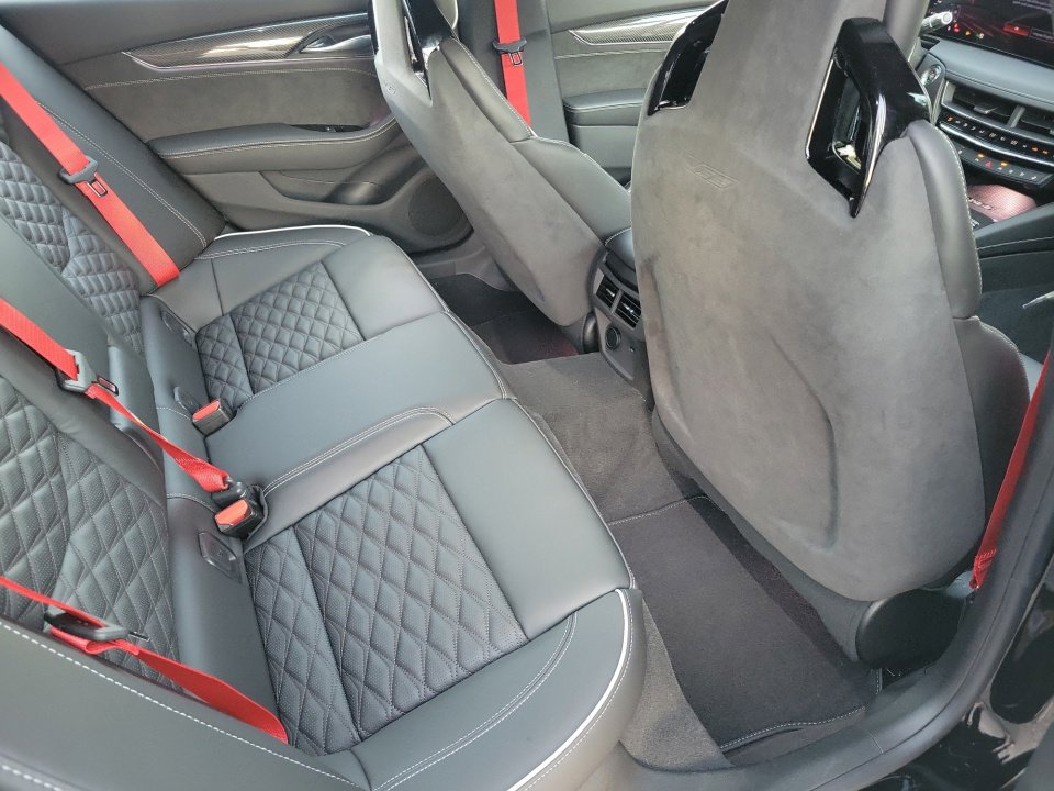 New 2026 Cadillac CT5 V Blackwing w/ Precision Package image 29