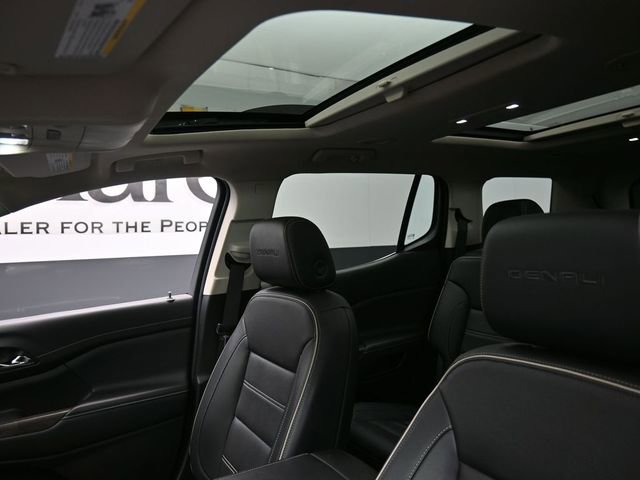 Used 2023 GMC Acadia Denali w/ Black Diamond Edition AWD/4WD image 17