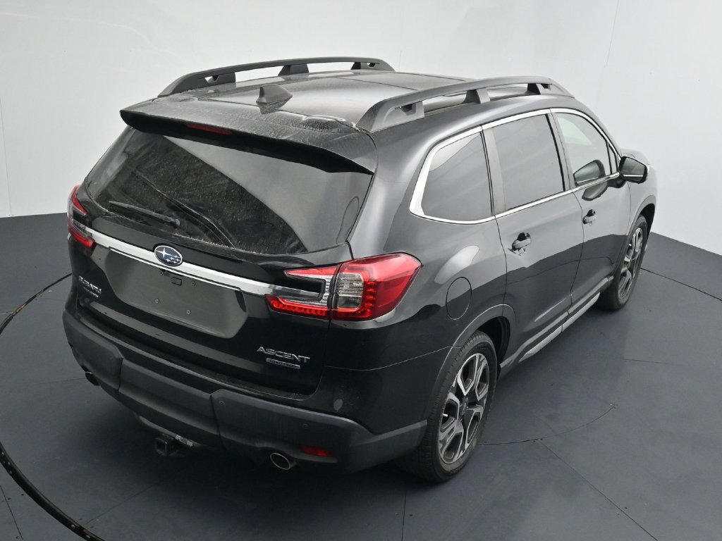 Used 2023 Subaru Ascent Limited w/ Technology Package AWD/4WD image 15