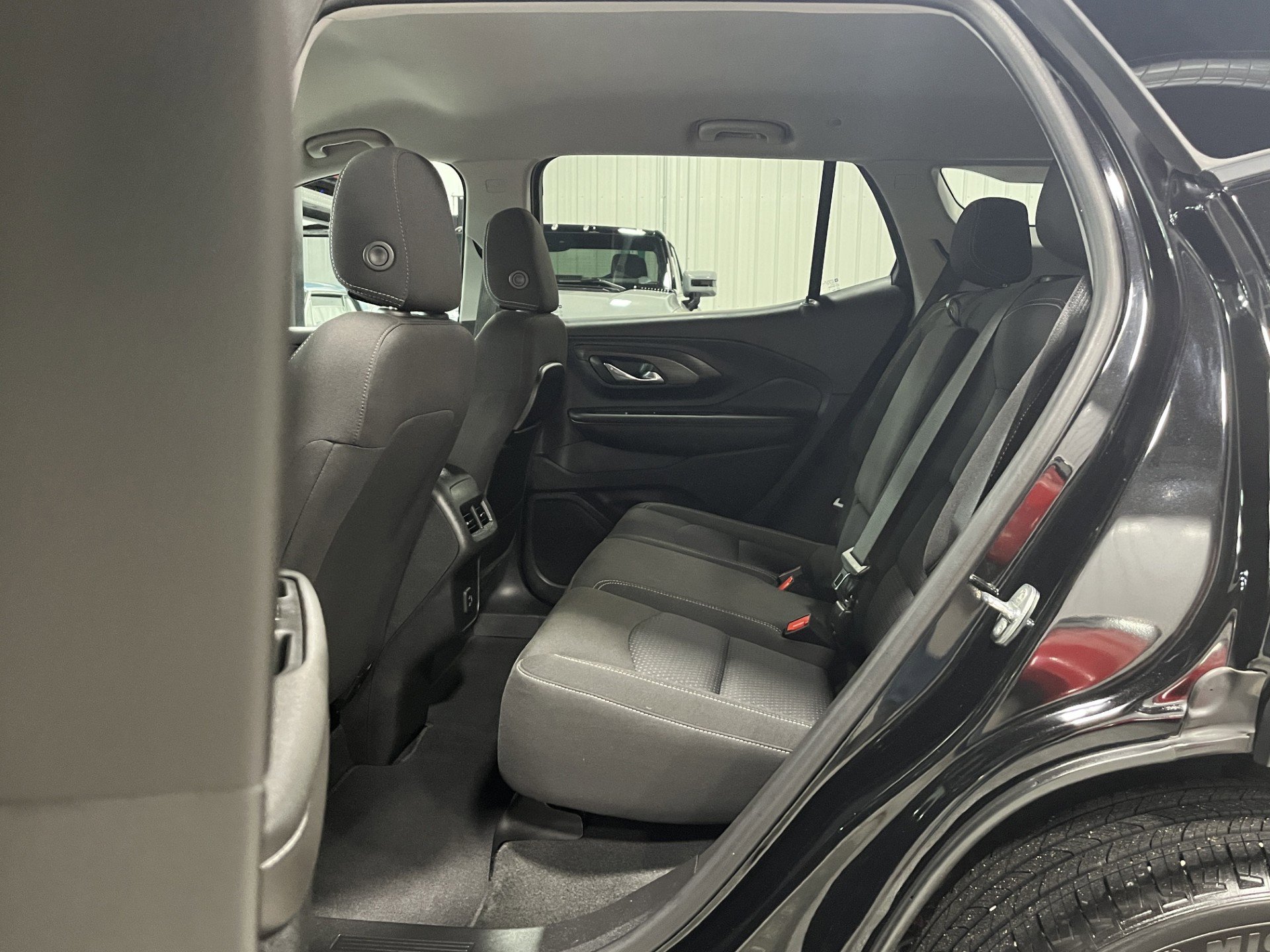 Certified 2022 GMC Terrain SLE w/ Driver Convenience Package image 10