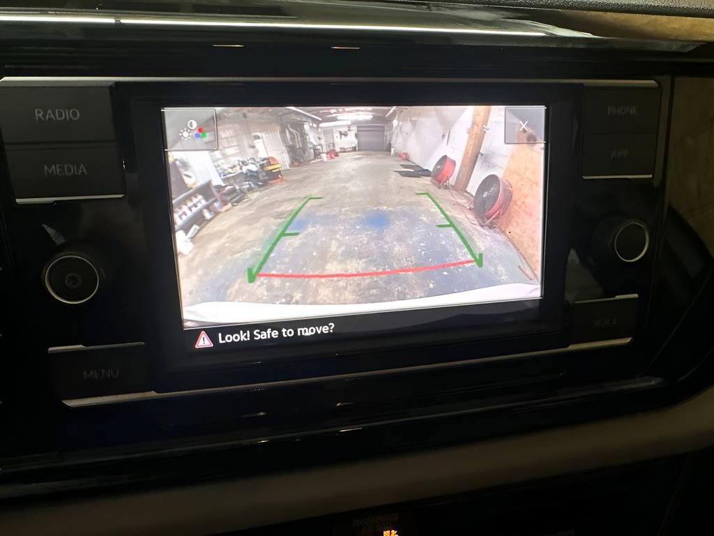 Used 2022 Volkswagen Taos S AWD/4WD image 33