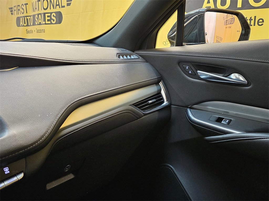 Used 2020 Cadillac XT4 Premium Luxury image 30