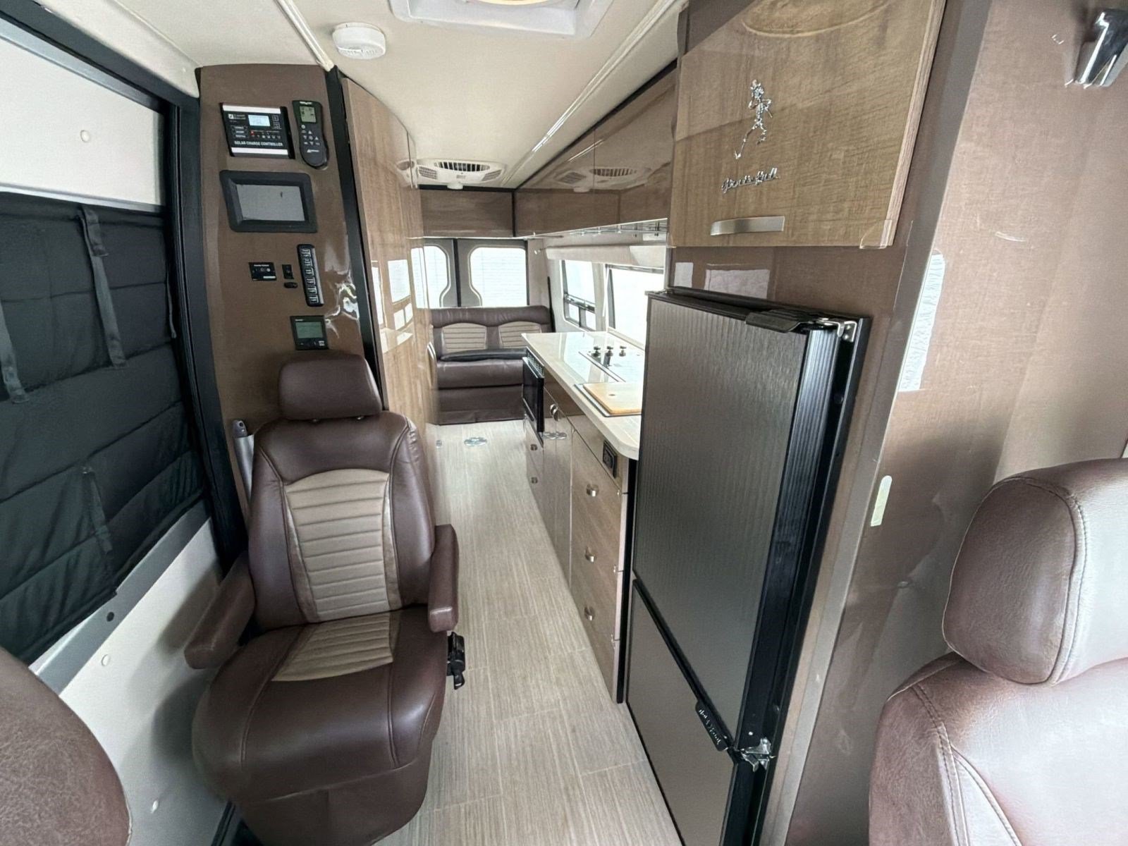 Used 2018 Mercedes-Benz Sprinter 3500 image 37