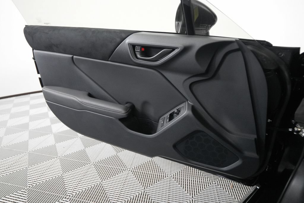 Used 2025 Toyota GR86 Premium RWD image 14