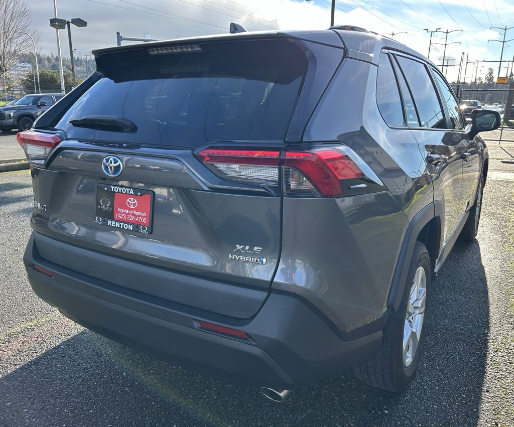 Certified 2020 Toyota RAV4 XLE image 5