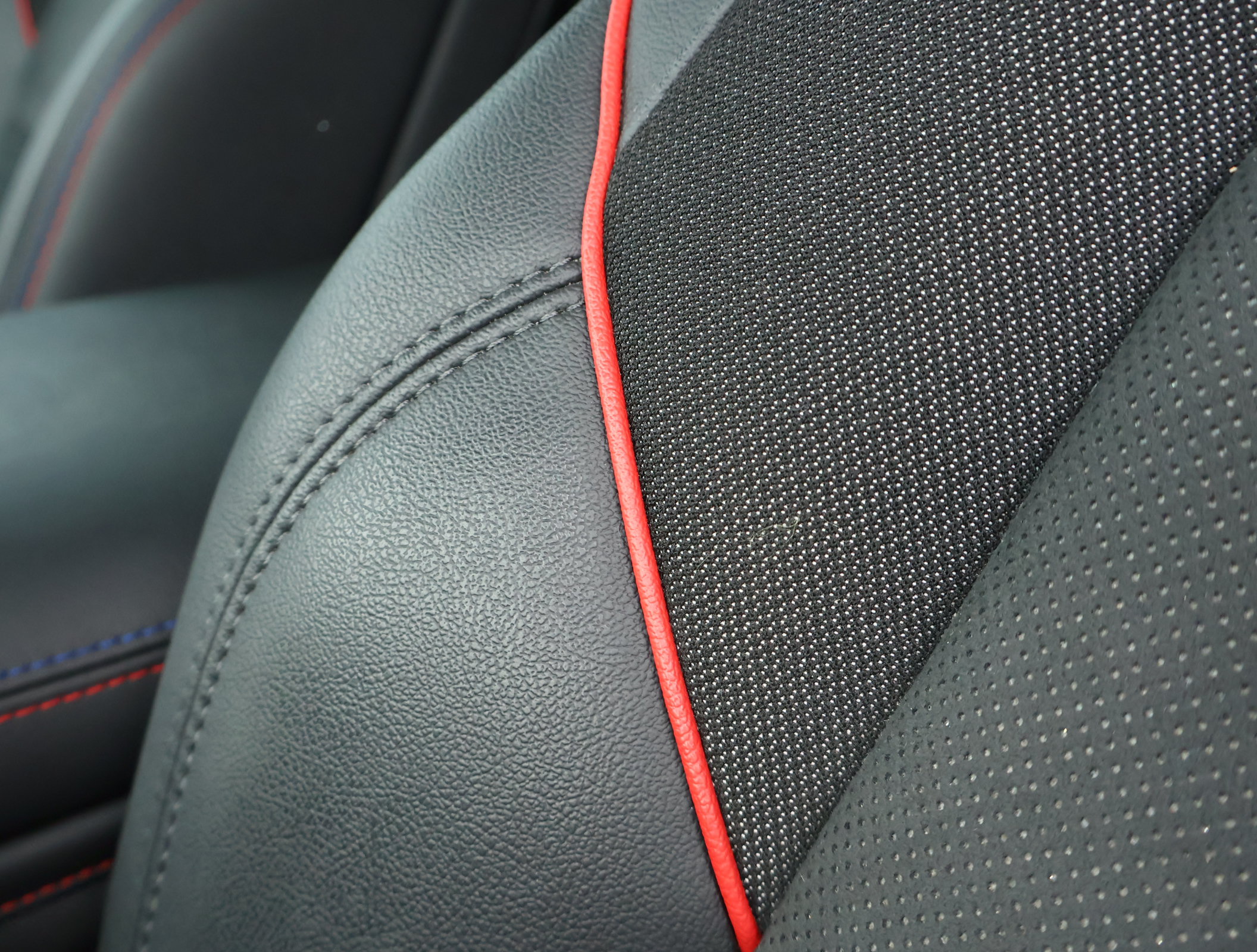 Used 2024 Chevrolet Blazer EV RS AWD/4WD image 12
