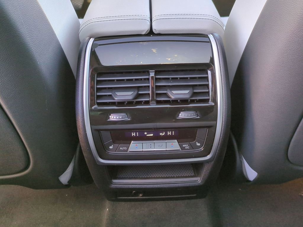New 2026 BMW X5 xDrive40i w/ Climate Comfort Package image 22