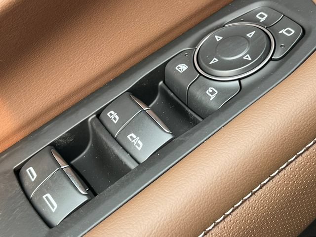 New 2026 Chevrolet Tahoe High Country AWD/4WD image 17