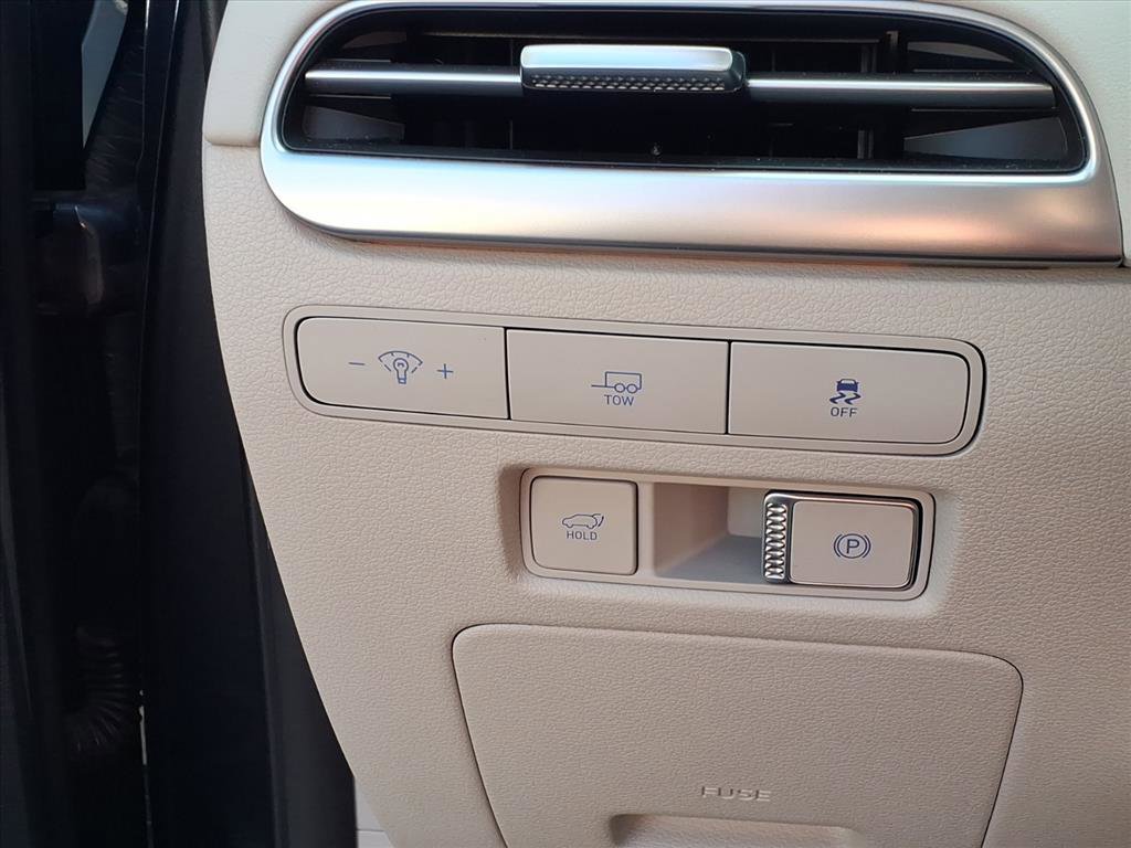 Used 2024 Hyundai Palisade Limited image 21