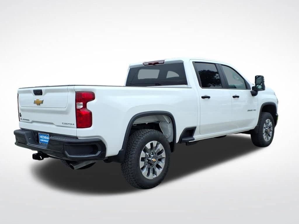 New 2026 Chevrolet Silverado 2500 Custom w/ Custom Value Package AWD/4WD image 3