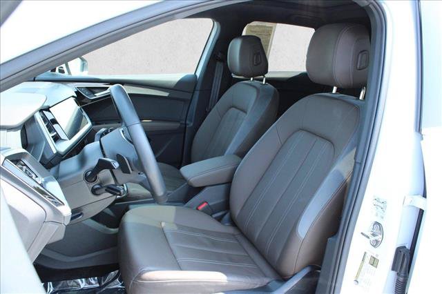 Used 2023 Audi Q4 e-tron Premium Plus w/ Premium Plus RWD image 16