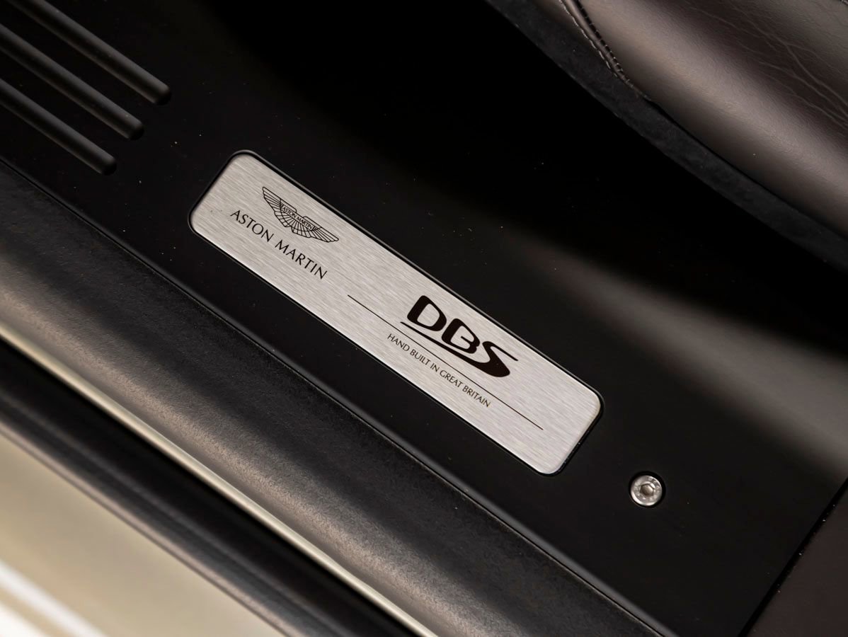 Used 2023 Aston Martin DBS Superleggera Volante RWD image 28