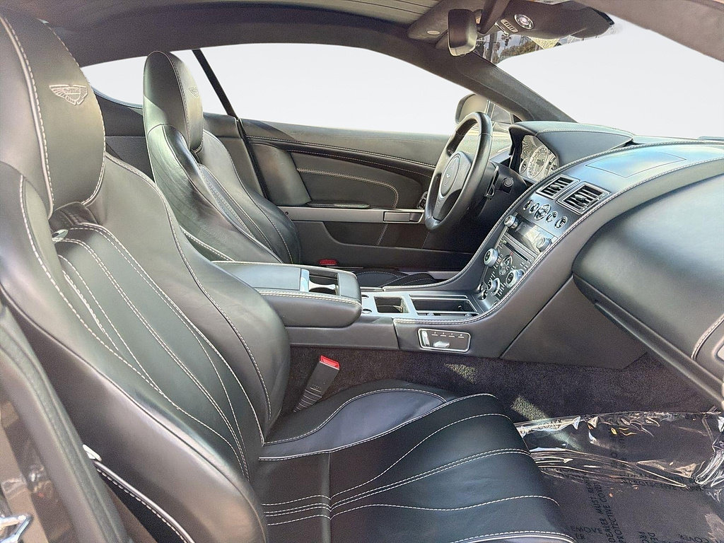 Used 2015 Aston Martin DB9 Coupe RWD image 26