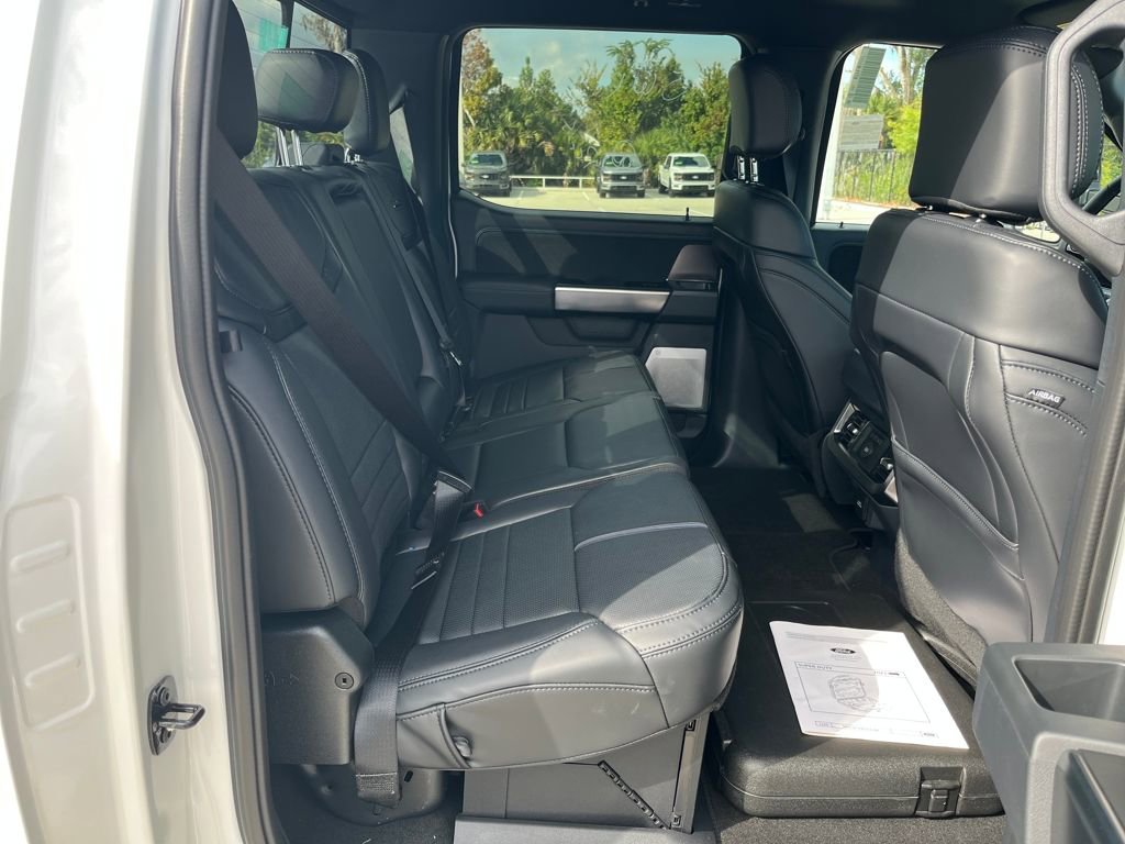 New 2026 Ford F450 Platinum w/ FX4 Off-Road Package image 28