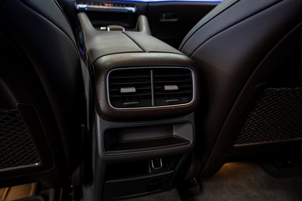 Used 2020 Mercedes-Benz GLE 350 4MATIC w/ Premium Package image 59