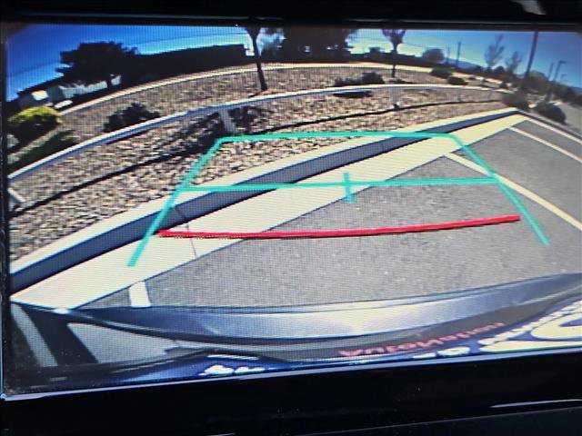 Used 2019 Toyota Highlander LE w/ Carpet Mat Package (TMS) image 13