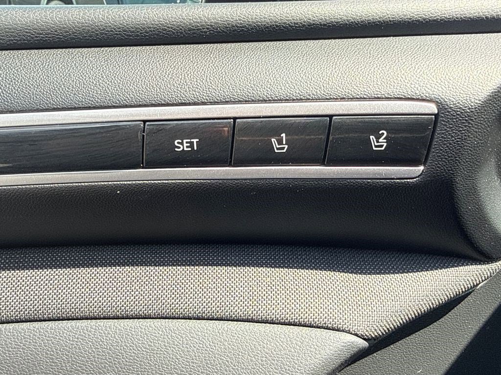 Used 2022 Hyundai Tucson Limited AWD/4WD image 22